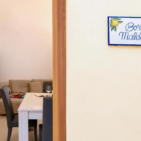 Borgo Maldacea - Comfortable Space * Масса-Лубренсе